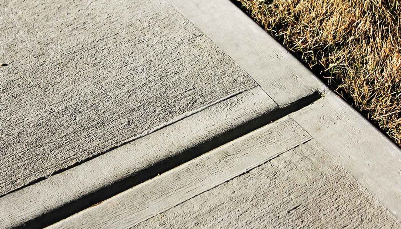 Best Concrete Crack Filler Repair Joints or Cracks in Driveways
