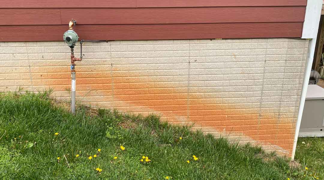 Stain Foundation Wall